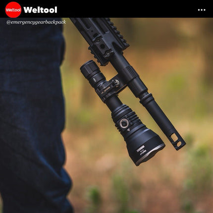 Weltool F11R “Dragon from Forest” Seachlight 2100 Lumens 1,332M - Emergency Gear Backpack