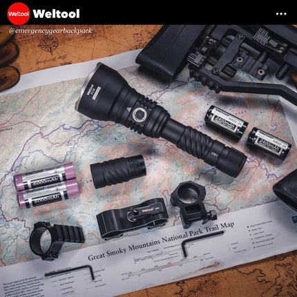Weltool F11R “Dragon from Forest” Seachlight 2100 Lumens 1,332M - Emergency Gear Backpack