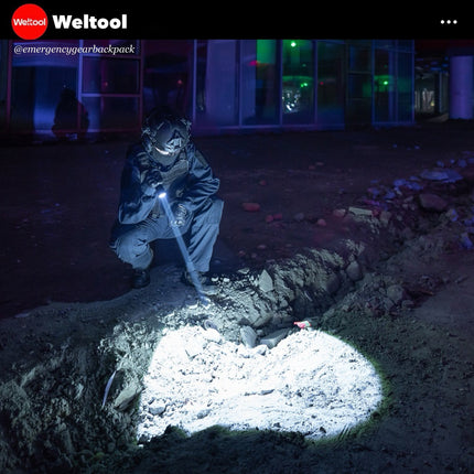 Weltool W7 Tactical LEP Flashlight with Spill 700 Lumens 800,000CD 1,788M - Emergency Gear Backpack