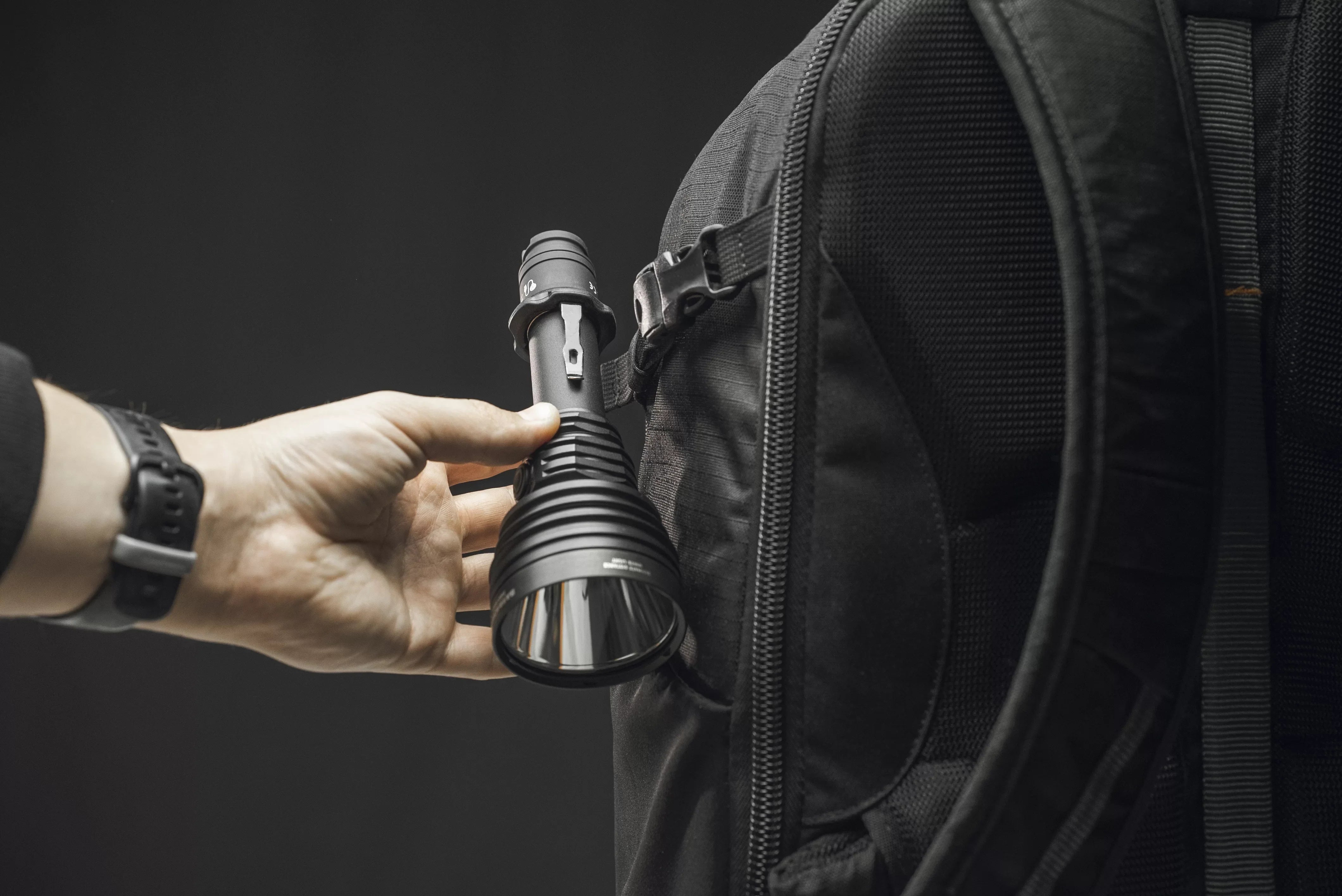 เคล็ดลับจากผู้เชี่ยวชาญ: ใช้ไฟฉายประสิทธิภาพสูงให้เต็มที่และยืดอายุการใช้งาน