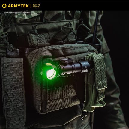 ไฟฉาย Armytek C2 WG ติดกระเป๋า tactical ใช้งานภาคสนามด้วยแสงเขียว