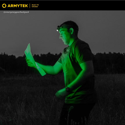 การอ่านแผนที่ด้วยไฟฉาย Armytek Wizard C2 WG แสงเขียว