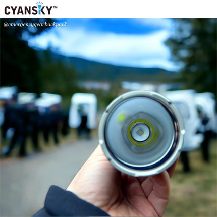 Cyansky H5GT Dual - light source Searchlight - Emergency Gear Backpack