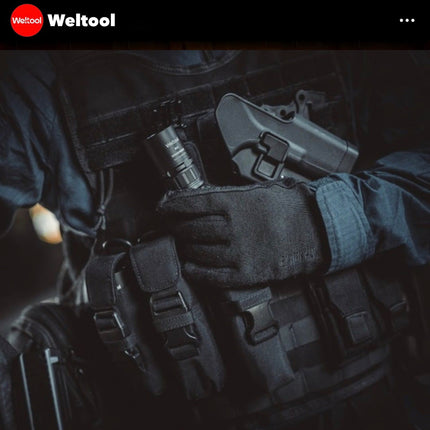 Weltool W3 Pro TAC Tactical LEP Flashlight 930 Lumens 547,000CD 1,479M - Emergency Gear Backpack