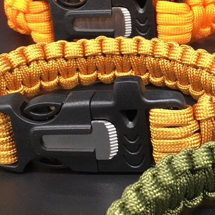 Outdoor Paracord & Flint Fire Starter & Whistle