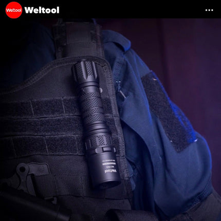 Weltool W3 Pro TAC Tactical LEP Flashlight 930 Lumens 547,000CD 1,479M - Emergency Gear Backpack